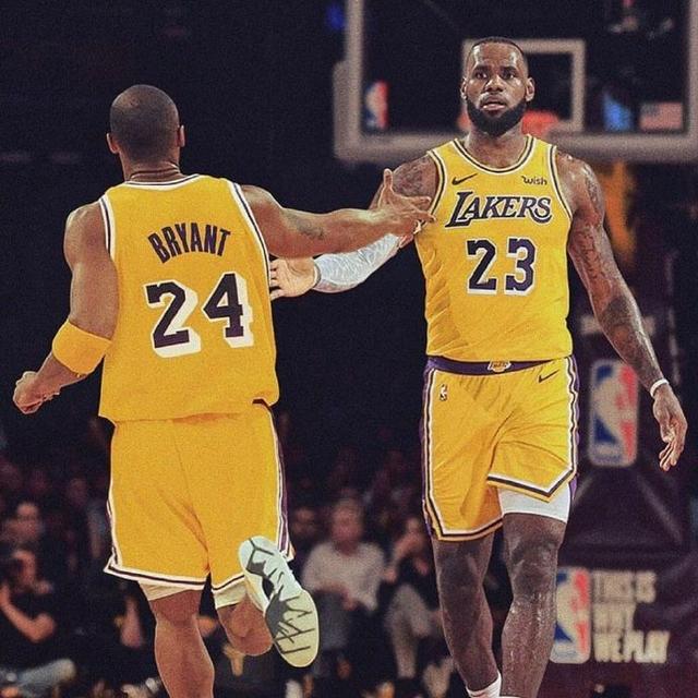 记者：申花队已于昨晚返回上海，迎来5天假期进行休整（记者：申花昨夜回沪，将休整五天）