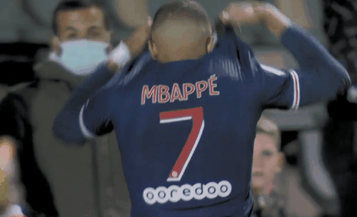 F1世界冠军现身2025阿布扎比大奖赛（F1世界冠军亮相2025年阿布扎比大奖赛）