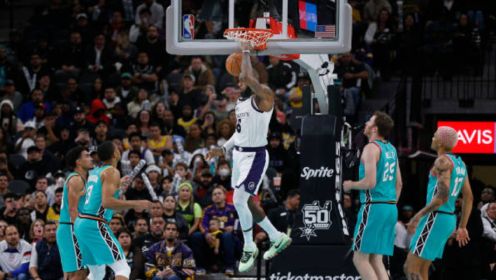 杜兰特关键投篮稳定输出（杜兰特关键时刻投篮稳健发挥）