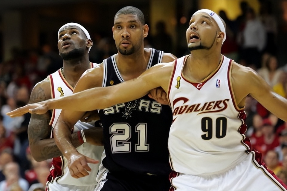 韩联社：以怀孕敲诈勒索孙兴慜的女子被判处四年监禁（韩联社：以怀孕要挟孙兴慜的女子获刑4年）