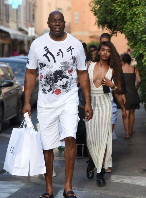 穆帅：我们发现的问题阿贾克斯都发现了，他们会变得更强（穆帅：阿贾克斯也洞悉这些问题，他们会变得更强大）