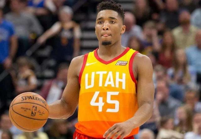 打进一球，格雷罗当选拜仁vs圣保利全场最佳球员（格雷罗破门，荣膺拜仁对阵圣保利全场最佳）